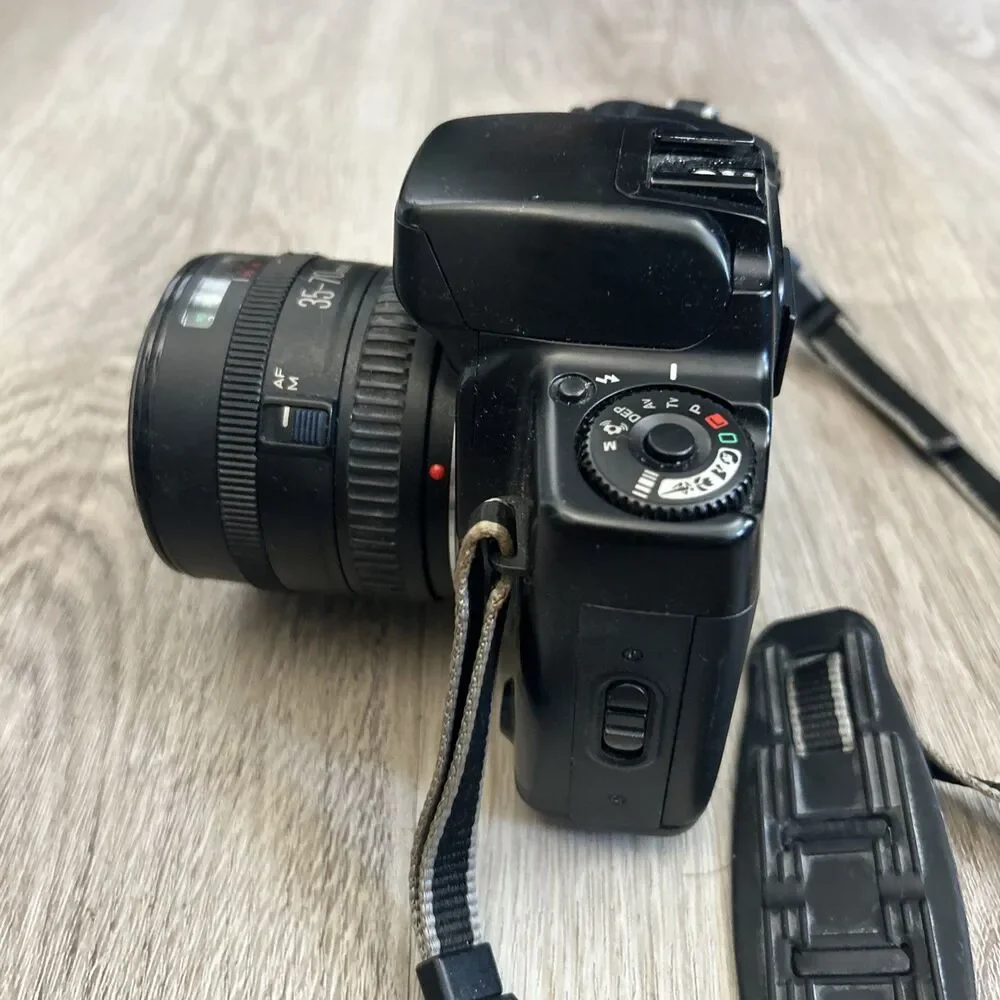 Canon EOS 10S SLR Film Camera w/ Zoom Lens EF 35-70mm 3.5-4.5 UNTESTED